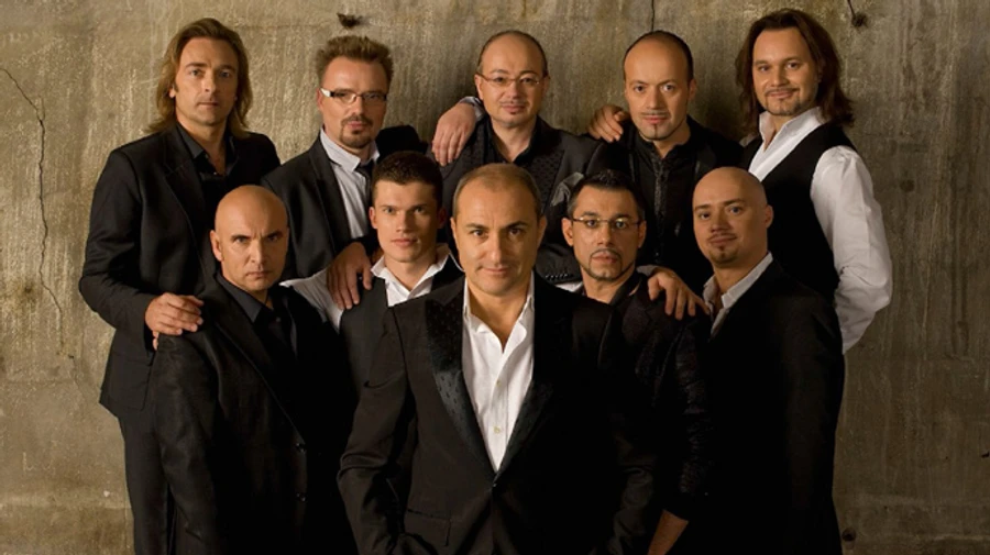 Минкульт внес в список опасных для Украины еще двух певцов Хора Турецкого