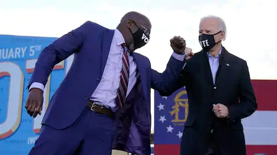 Байден приблизился к контролю над Сенатом после победы своего кандидата в Джорджии