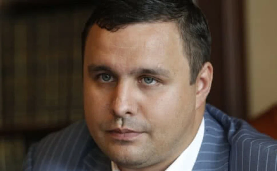 Холодницький скасував дозвіл для Микитася на виліт у Лондон – джерела