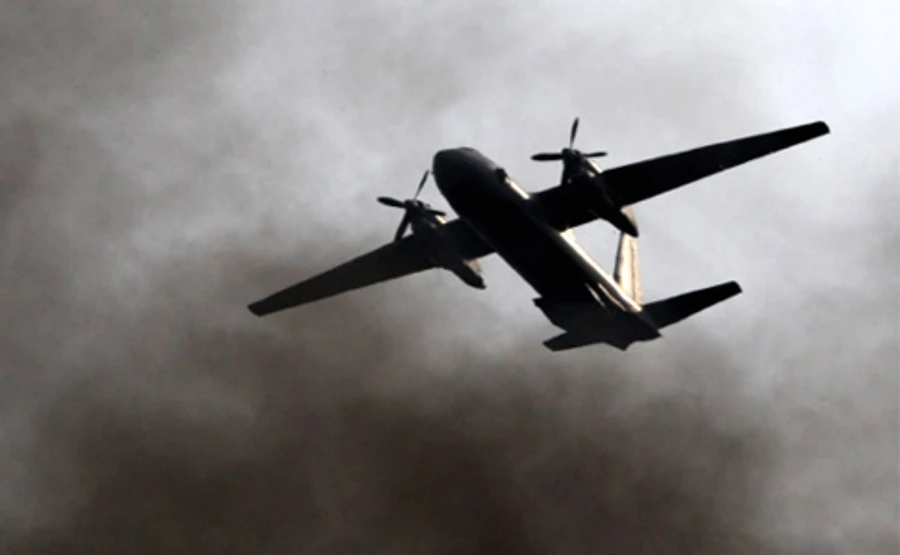 МЗС: У авіакатастрофі в Бангладеші загинули 2 українців