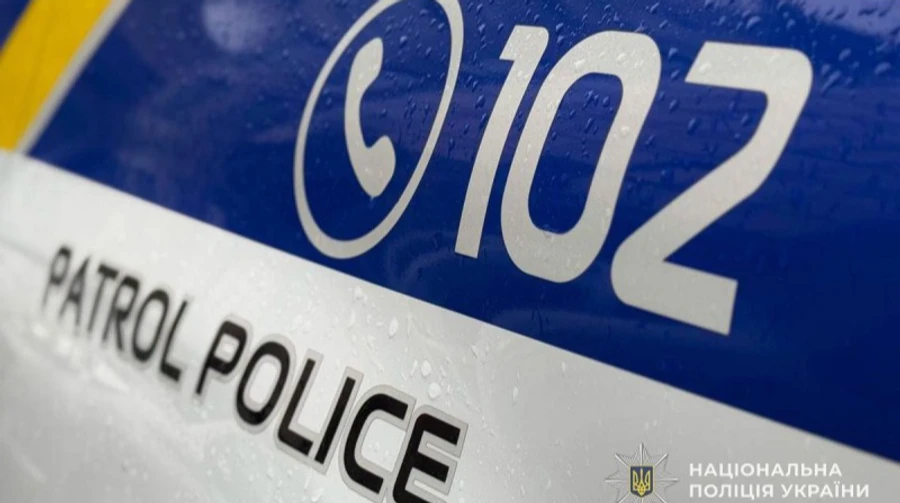 Дружина лягла на дорогу і лаялася: поліція розповіла про інцидент із військовозобов’язаним на блокпосту