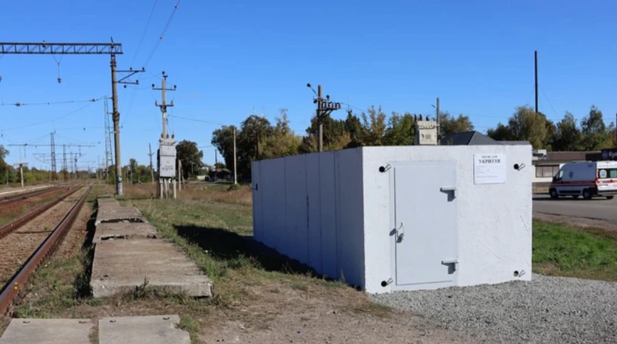 Kharkiv Oblast installs shelters near railway stops