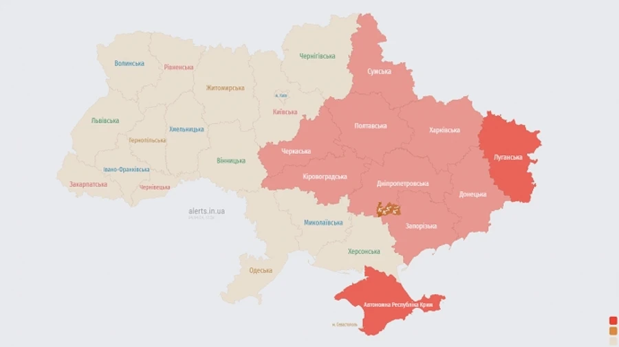Україною знову ширилася тривога, у Харкові лунали вибухи