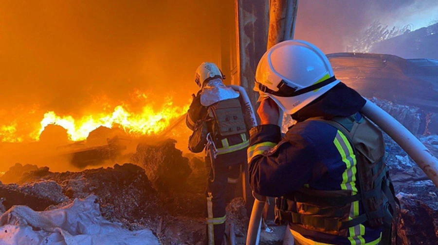 15 Ukrainian oblasts partially cut off from grid after Russian strikes — State Emergency Service 