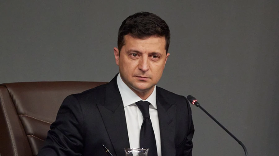 Зеленский говорит, что сам хочет знать, где обещанные им посадки