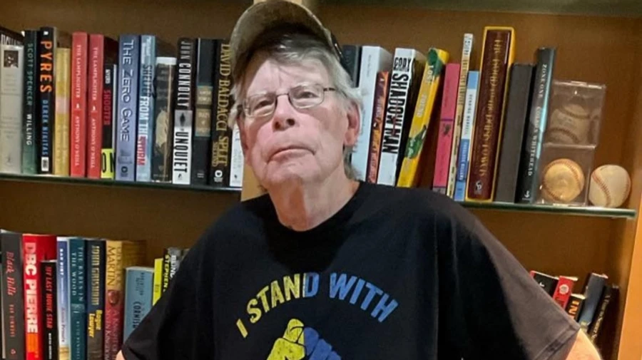 Stephen King returns to X, brands Trump and Musk Putin-loving traitors