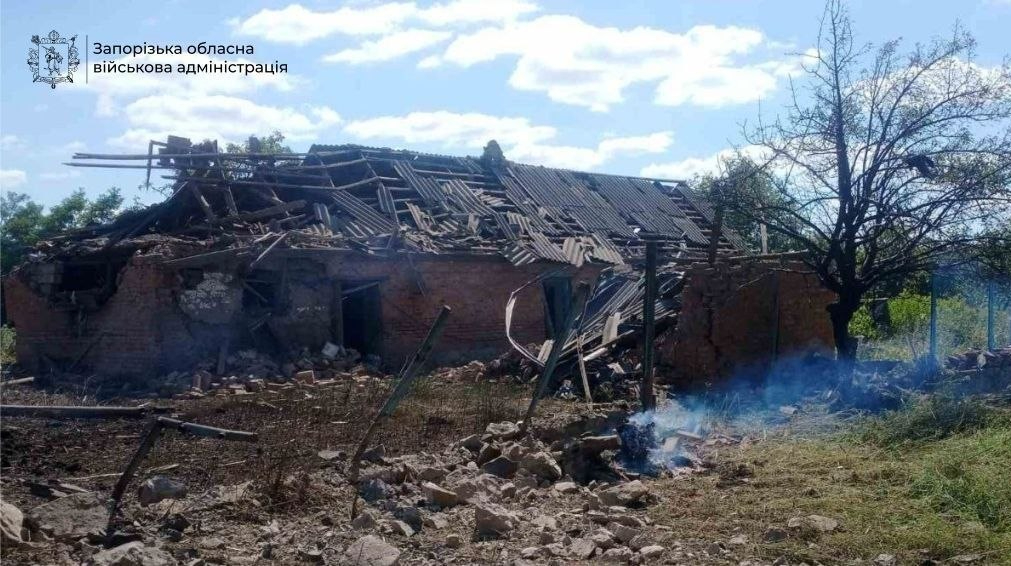 Росіяни майже тисячу разів атакували Запорізьку область: 10 поранених
