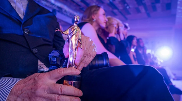 Без приморского вайба, но с большой ностальгией. В Киеве проходит юбилейный Одесский кинофестиваль, который проходит в Киеве