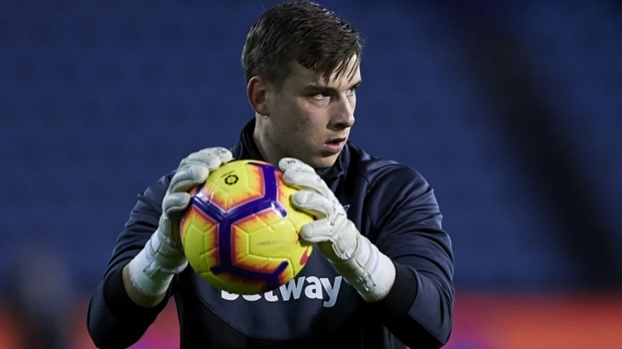 Real Madrid goalkeeper comments on situation in Ukraine