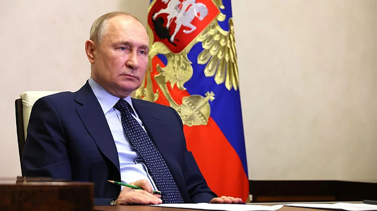 Не труп із холодильника, але дуже втомився: ЗМІ розповіли про стан Путіна