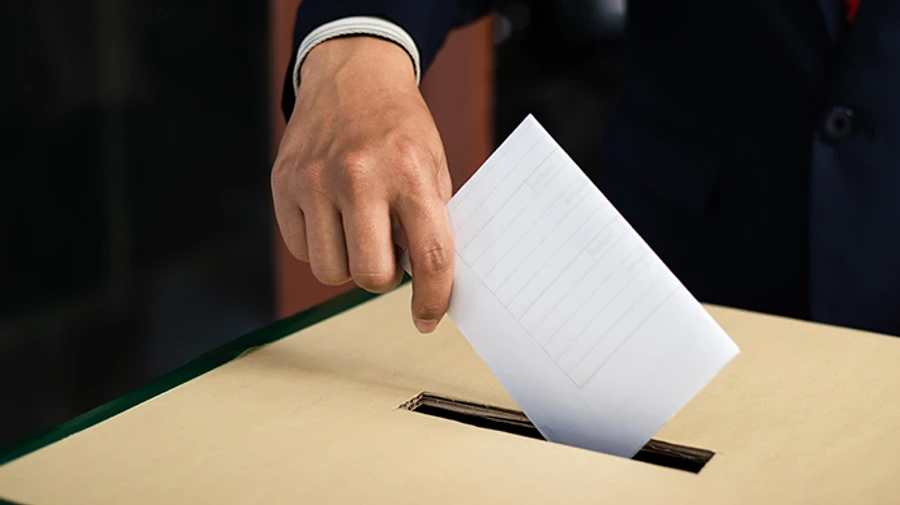 Venice Commission criticises draft law on restrictions for former members of pro-Russian parties