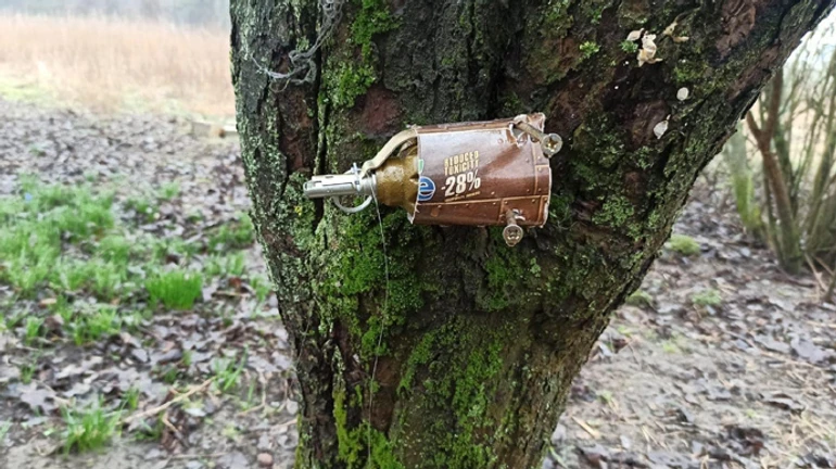 Aggressors’ villainy: Kyiv region residents are injured by trip wires in residential buildings and mines on the roads