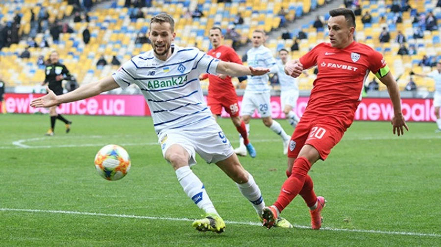 Динамо бере три очки в матчі з Минаєм
