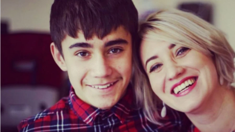 Мать избитого в Париже украинца подозревается в торговле людьми, а подросток известен полиции - СМИ