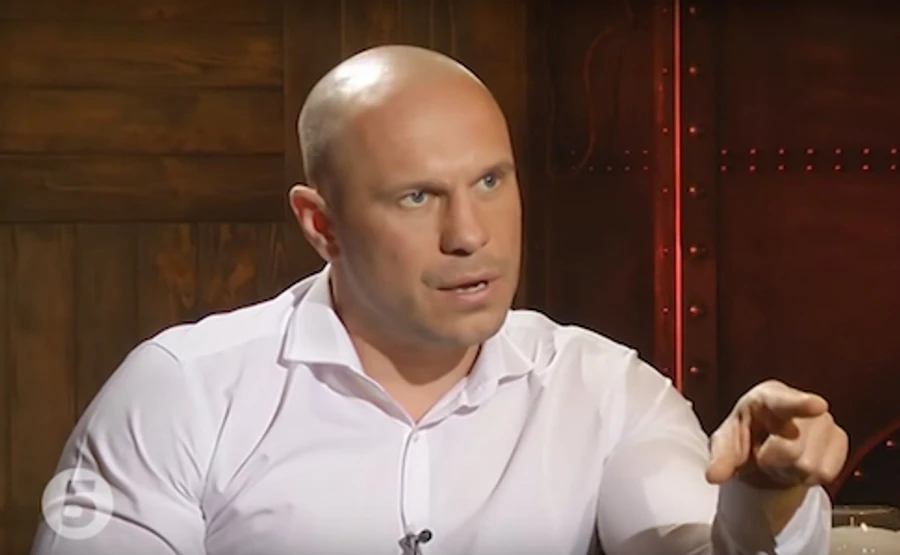 Рябошапка порушив справу за заявою потерпілого, якого Кива вдарив головою в обличчя