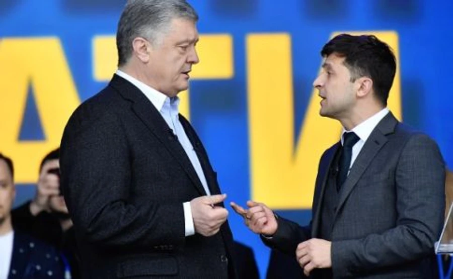 Лавров: Порошенко в последних судорогах навредил Зеленскому по полной