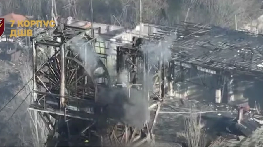 Мирноград під контролем ЗСУ: військові дроном збили прапор росіян