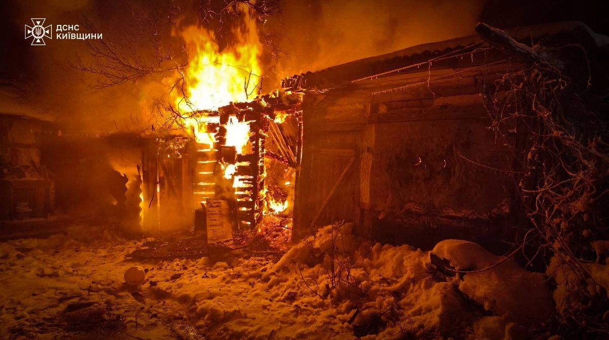 Fires break out in Kyiv Oblast after Russian attack, emergency power cuts introduced in 3 districts – photos