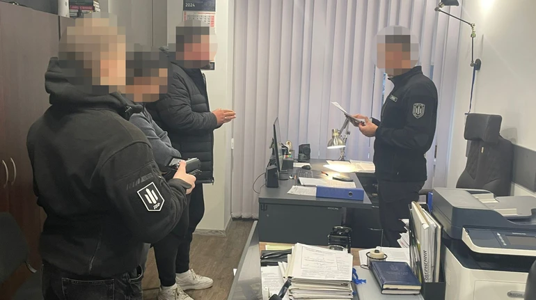 Судитимуть експоліцейських за побиття чоловіка біля ТЦК у Києві