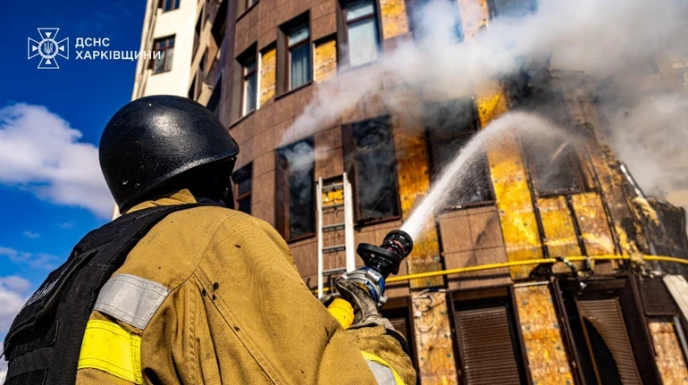 Рятувальники показали наслідки ударів по Харкову
