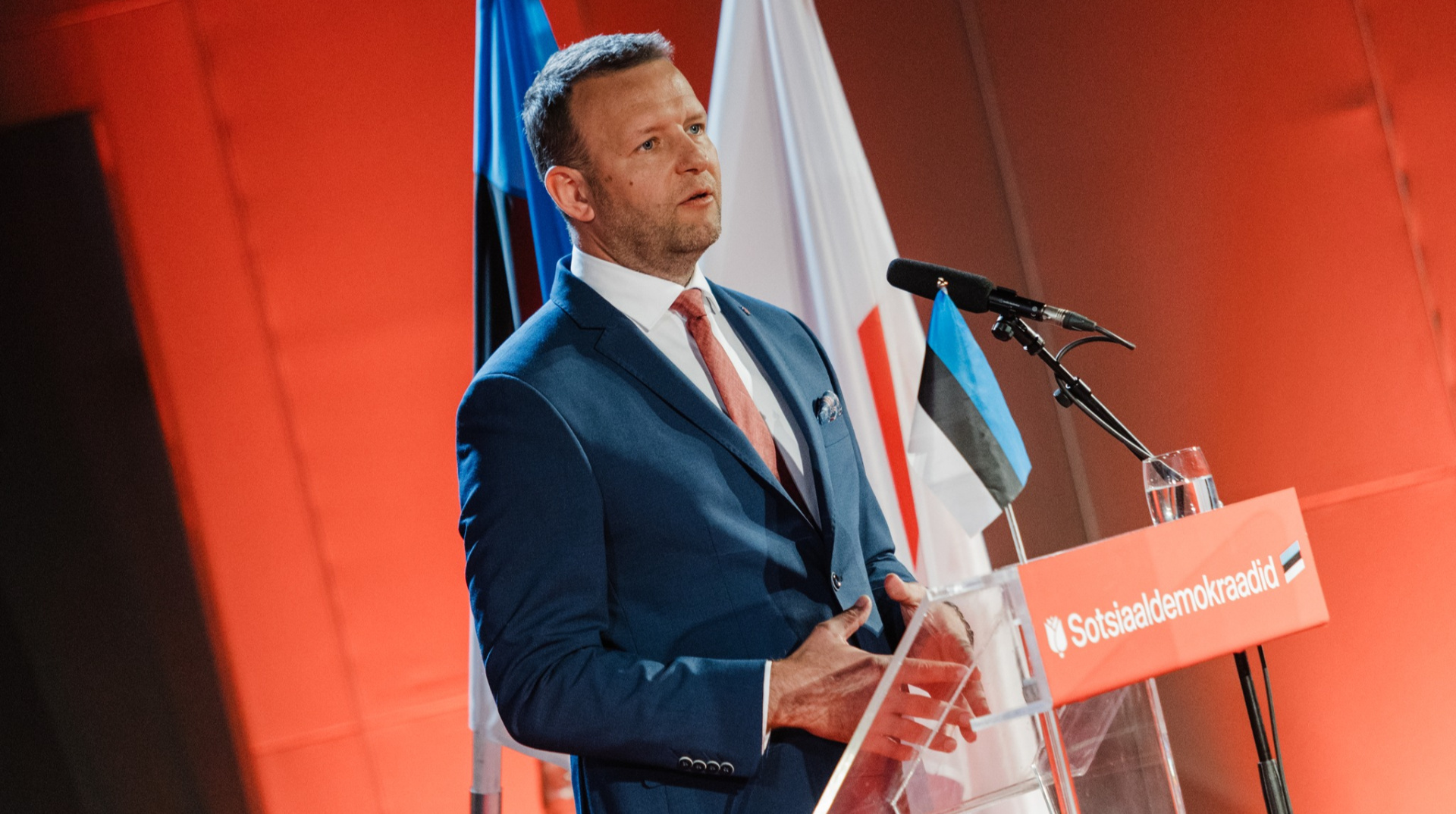 В Естонії розкритикували президента за заяви про діалог із РФ