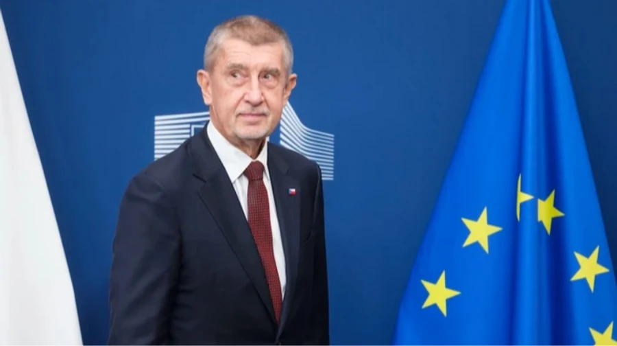 Премьер Чехии видит Мерца в качестве переговорщика от ЕС с РФ относительно прекращения войны