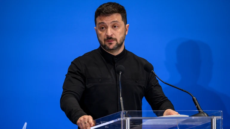 Зеленський у рейтингу довіри до політичних лідерів зайняв шосте місце – опитування
