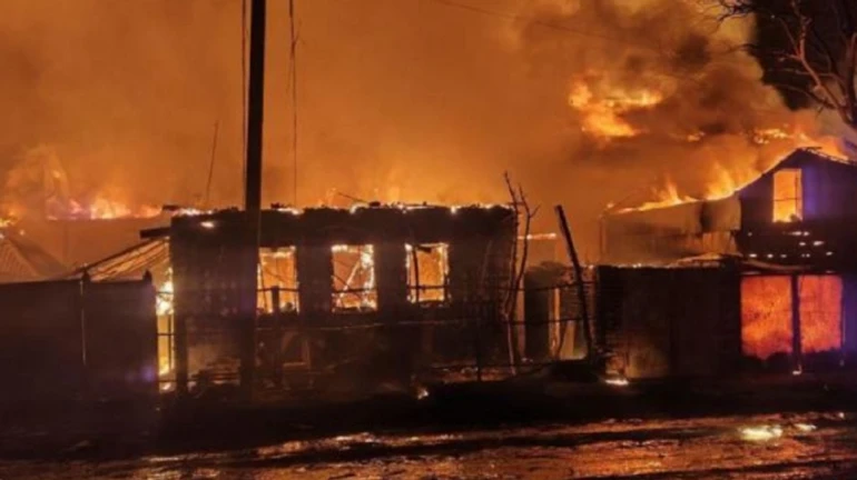 В Харькове из-за удара по нефтебазе загрязнено 10 тыс. кв м земли