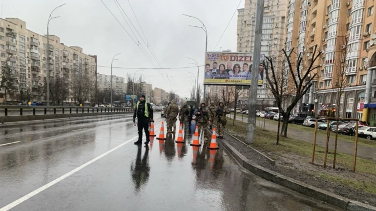 В Оболонском ТЦК заявили, что ищут по району вражеских диверсантов