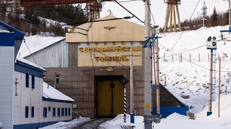 Ukraine's Security Service blows up railway linking Russia and China