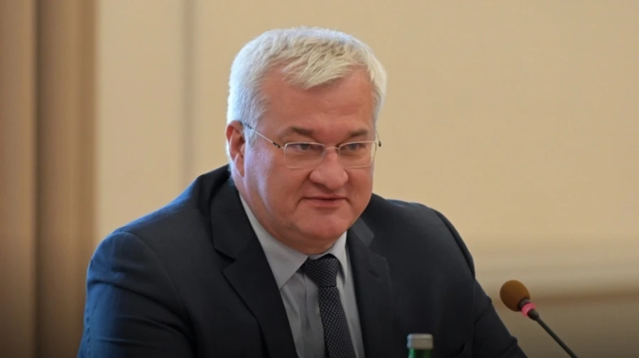 Ukraine's Foreign Ministry calls Putin's ceasefire a farce, with Russian attacks along entire front line