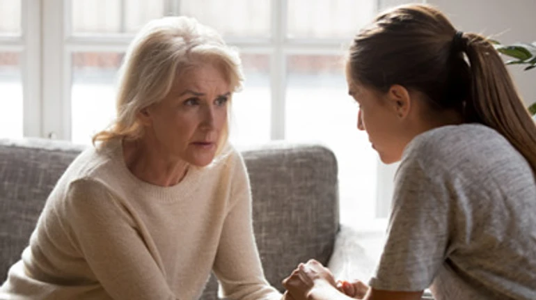 Я така народилася: дві історії підлітків про прийняття ВІЛ-позитивного статусу 