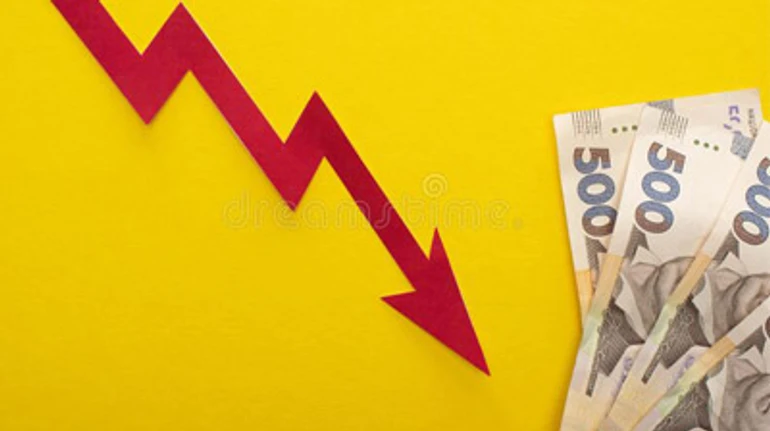 Какими будут цены и курс доллара на конец года: обновленные прогнозы НБУ и участников рынка