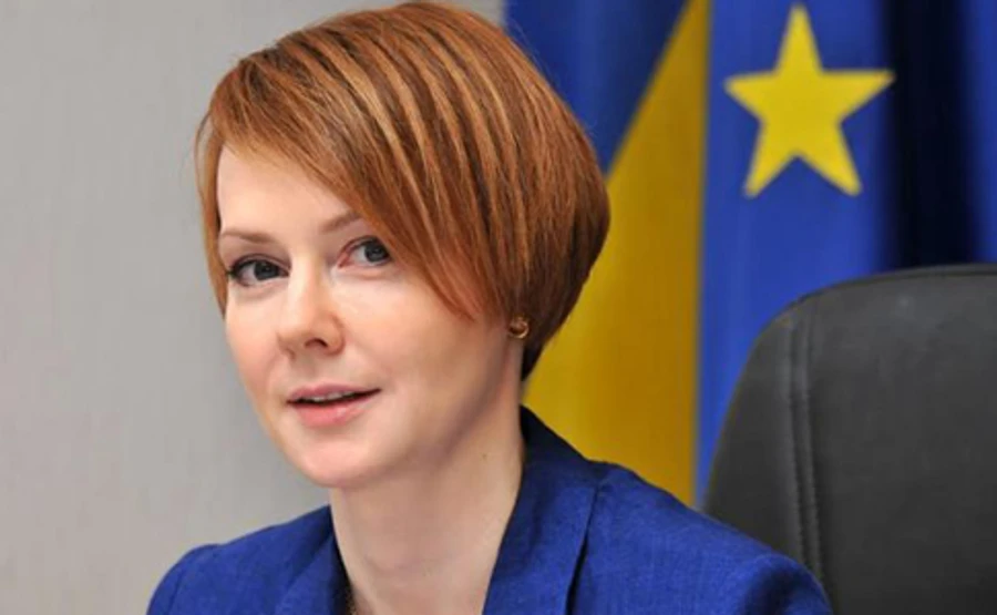 Зеркаль написала заяву про відставку