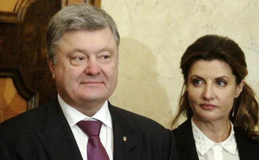 Порошенко провел закрытую встречу с лояльными блогерами