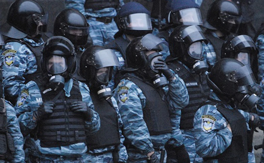 ГПУ: Экс-командир Беркута Садовник скрывается в Крыму