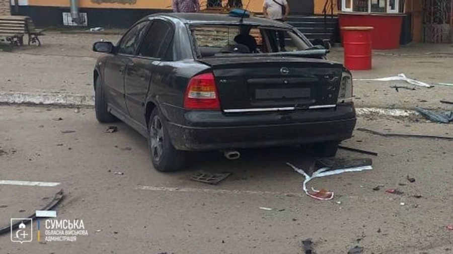 На Сумщині дрон РФ атакував цивільне авто: постраждав чоловік