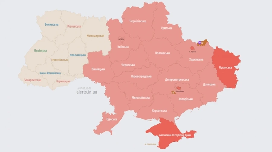 В Україні була масштабна тривога через загрозу балістики. В Дніпрі пролунали вибухи