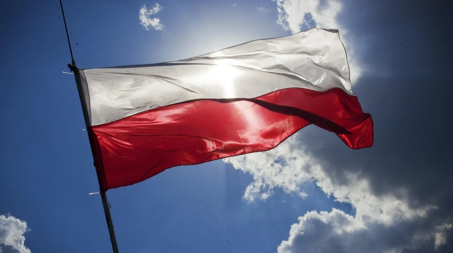 The Ministry of Foreign Affairs of Poland urged its citizens to leave Iran immediately
