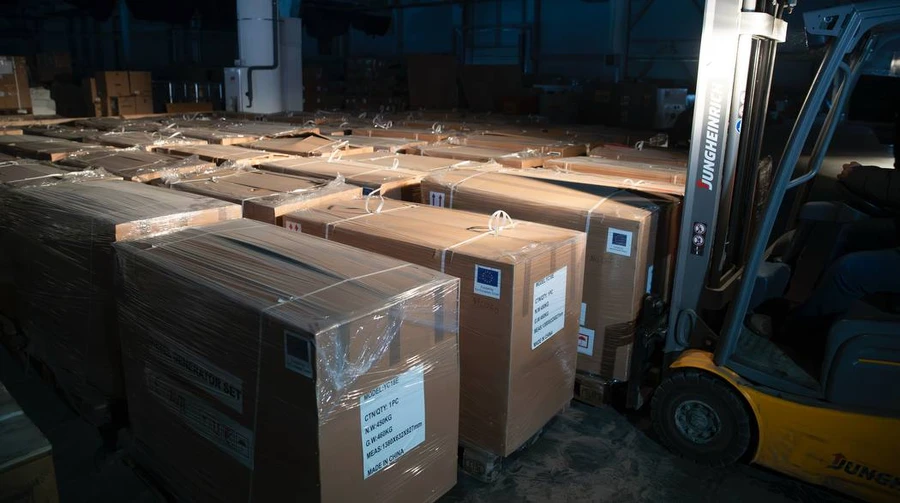 В Киев прибыла партия из 177 генераторов от ЕС – Кличко