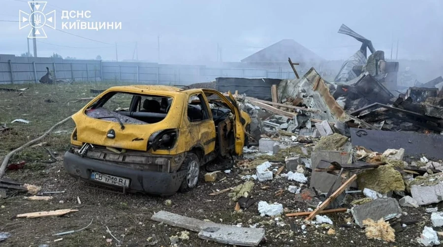 Окупанти вранці вдарили по Київщині: серед постраждалих – 3 дітей