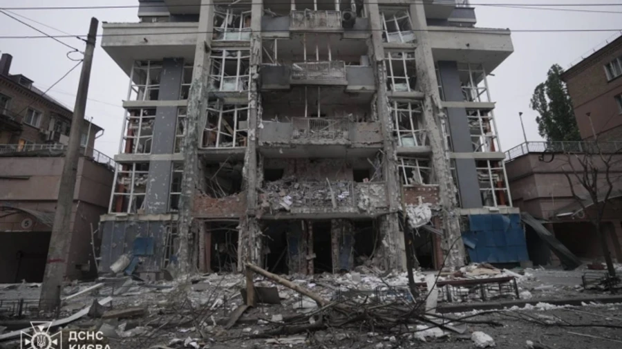 Russia attacks Kyiv with drones: 11 injured, residential buildings damaged – photos