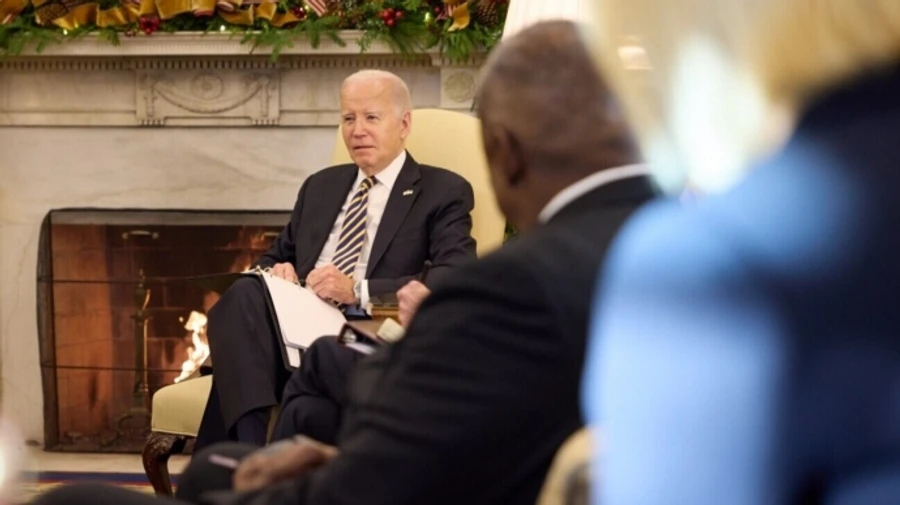 Biden urges Congress to approve aid to Ukraine before it's too late