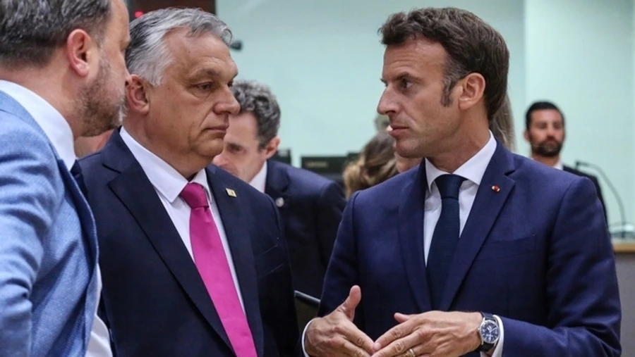 French President invites Hungarian Prime Minister to convince him to support Ukraine's accession to EU − Politico