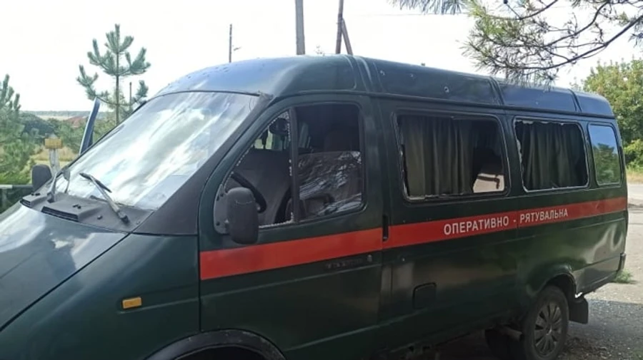 Rescue workers attacked by Russians in Kharkiv Oblast