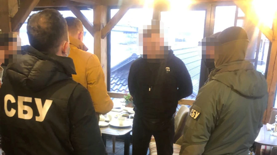 Головного спеціаліста Укргазвидобування затримали на хабарі: вимагав 600 тисяч