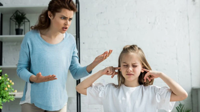 Не станешь, пока не доешь: как популярные фразы родителей влияют на развитие ребенка