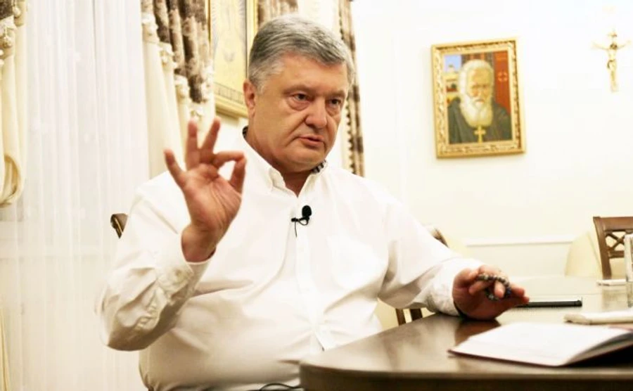 Порошенко: Искренне поддерживаю намерение Зеленского договориться в Париже