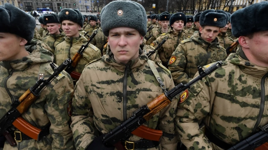 ОДА: На Луганщине оккупанты агитируют девятиклассников подписывать контракты с армией РФ после школы