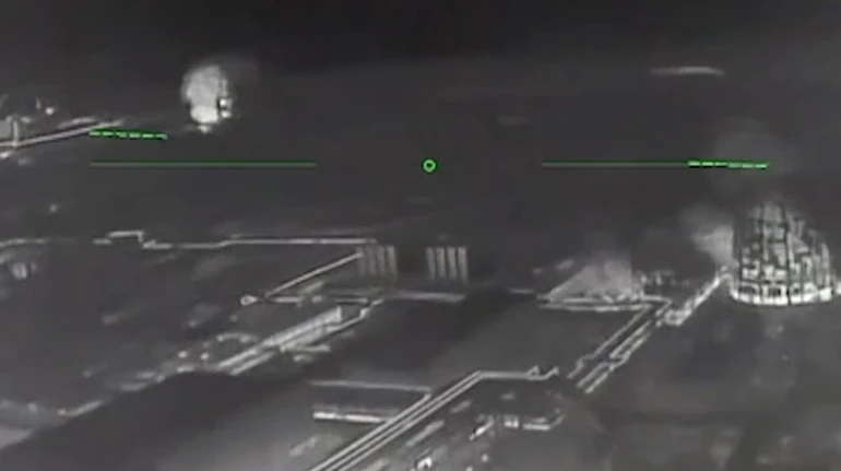 Мадяр показав ураження Рязанського НПЗ і Алчевського меткомбінату